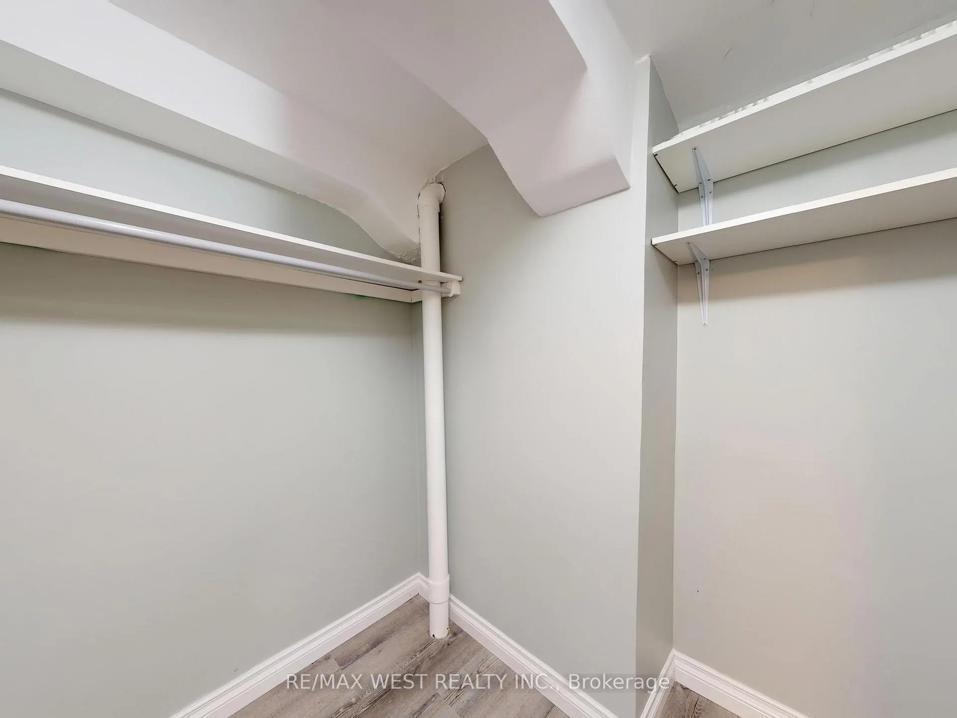 Photo 33 of 187 Broken Oak Crescent, Kitchener — HOMEH