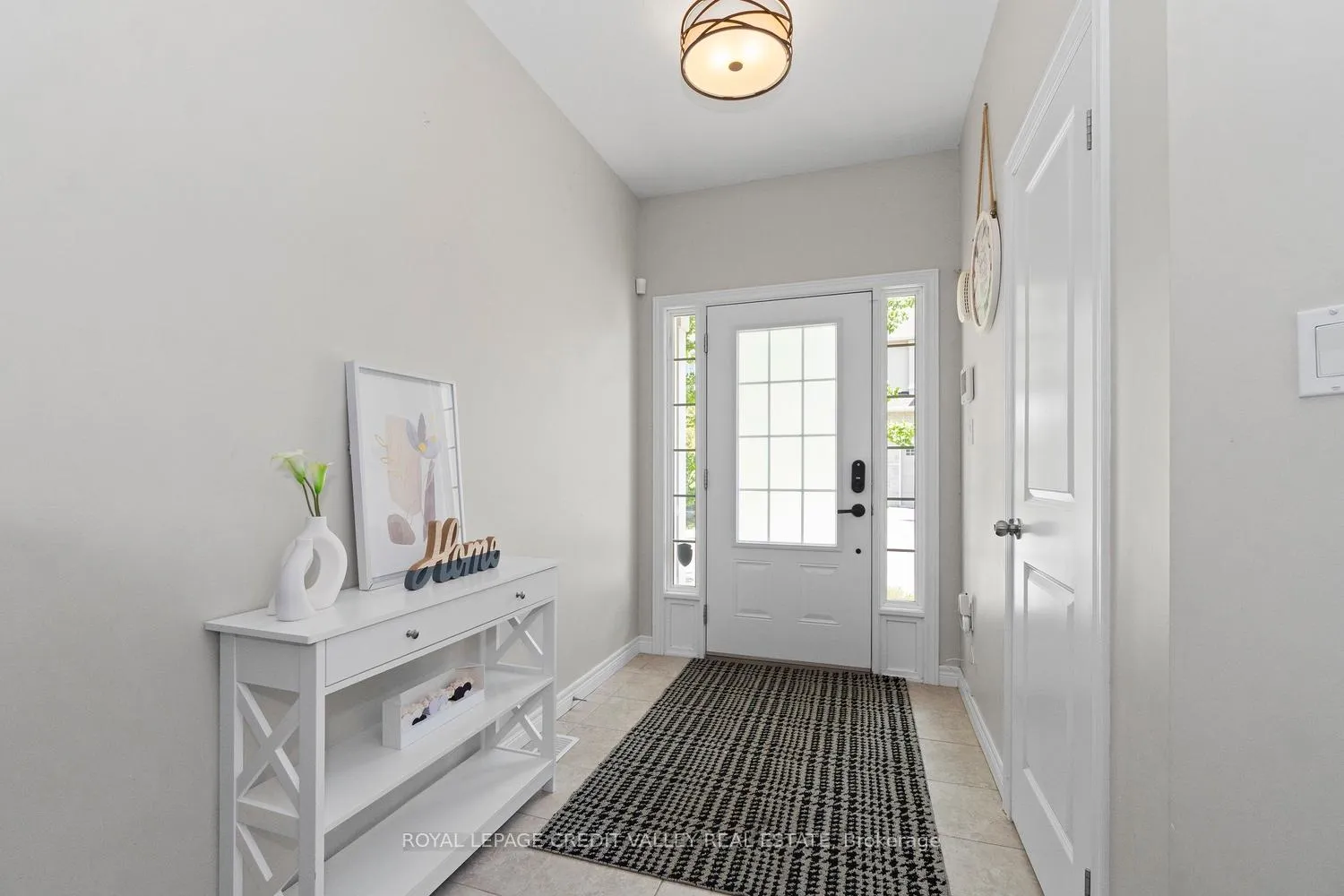 Photo 3 of Unit 2, 90 Raymond Road, Hamilton, Ancaster — HOMEH