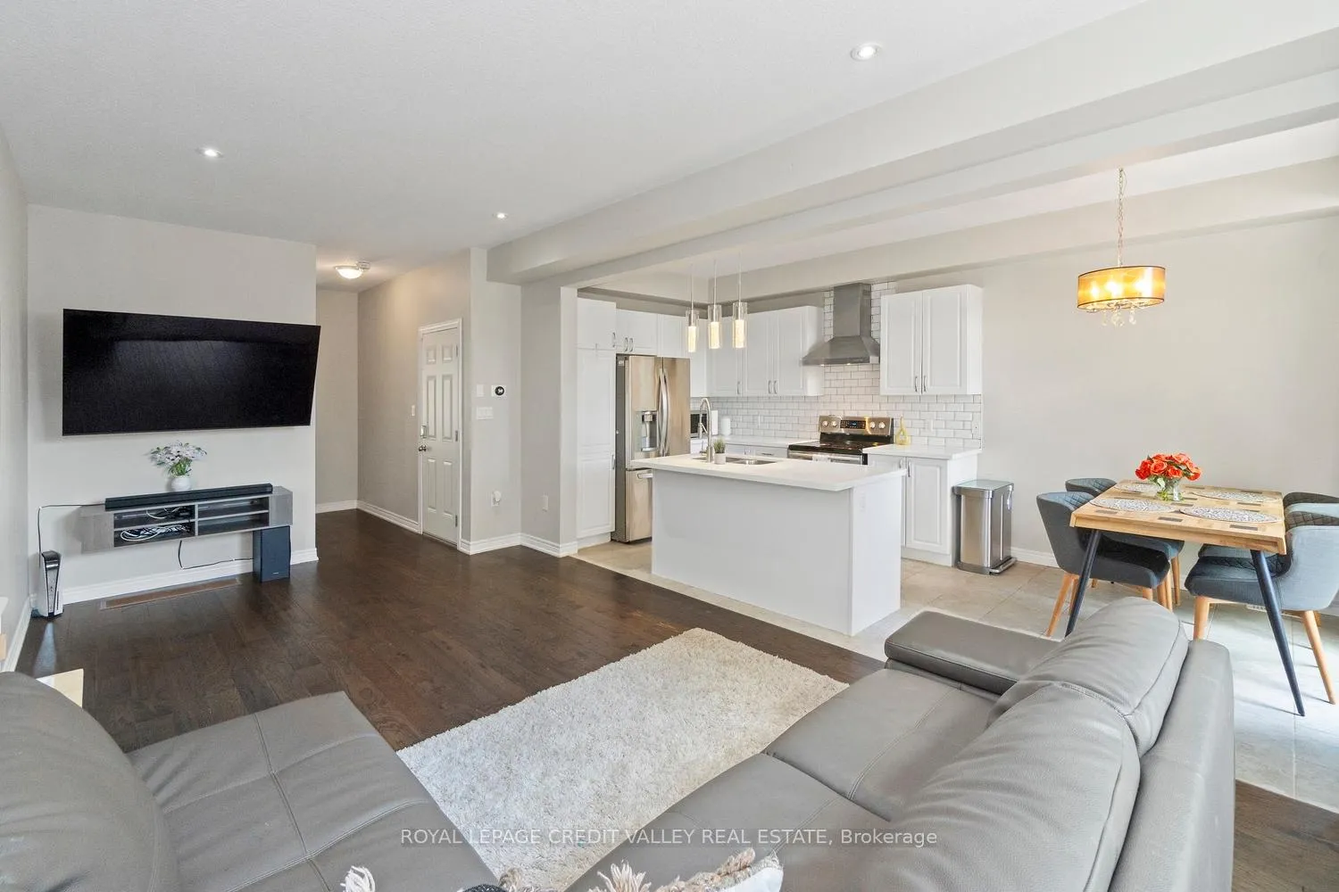Photo 10 of Unit 2, 90 Raymond Road, Hamilton, Ancaster — HOMEH