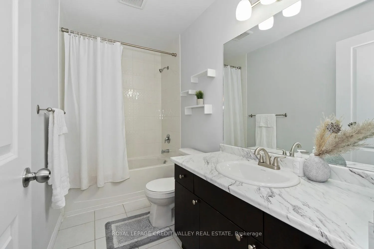Photo 24 of Unit 2, 90 Raymond Road, Hamilton, Ancaster — HOMEH