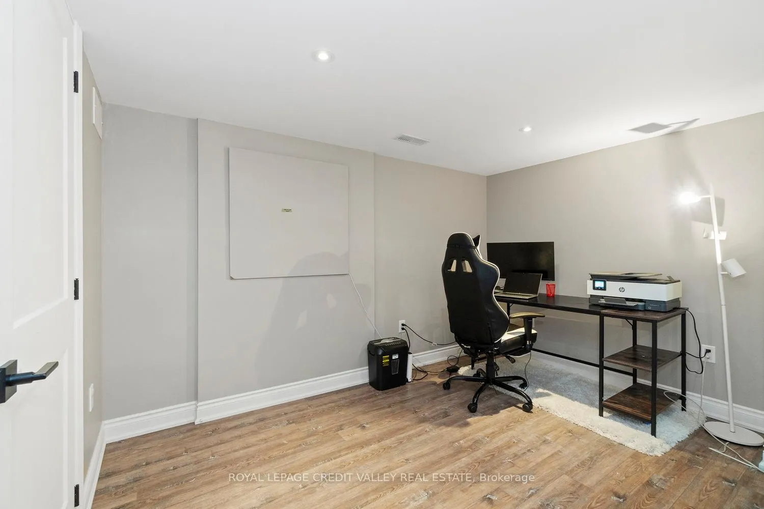 Photo 27 of Unit 2, 90 Raymond Road, Hamilton, Ancaster — HOMEH