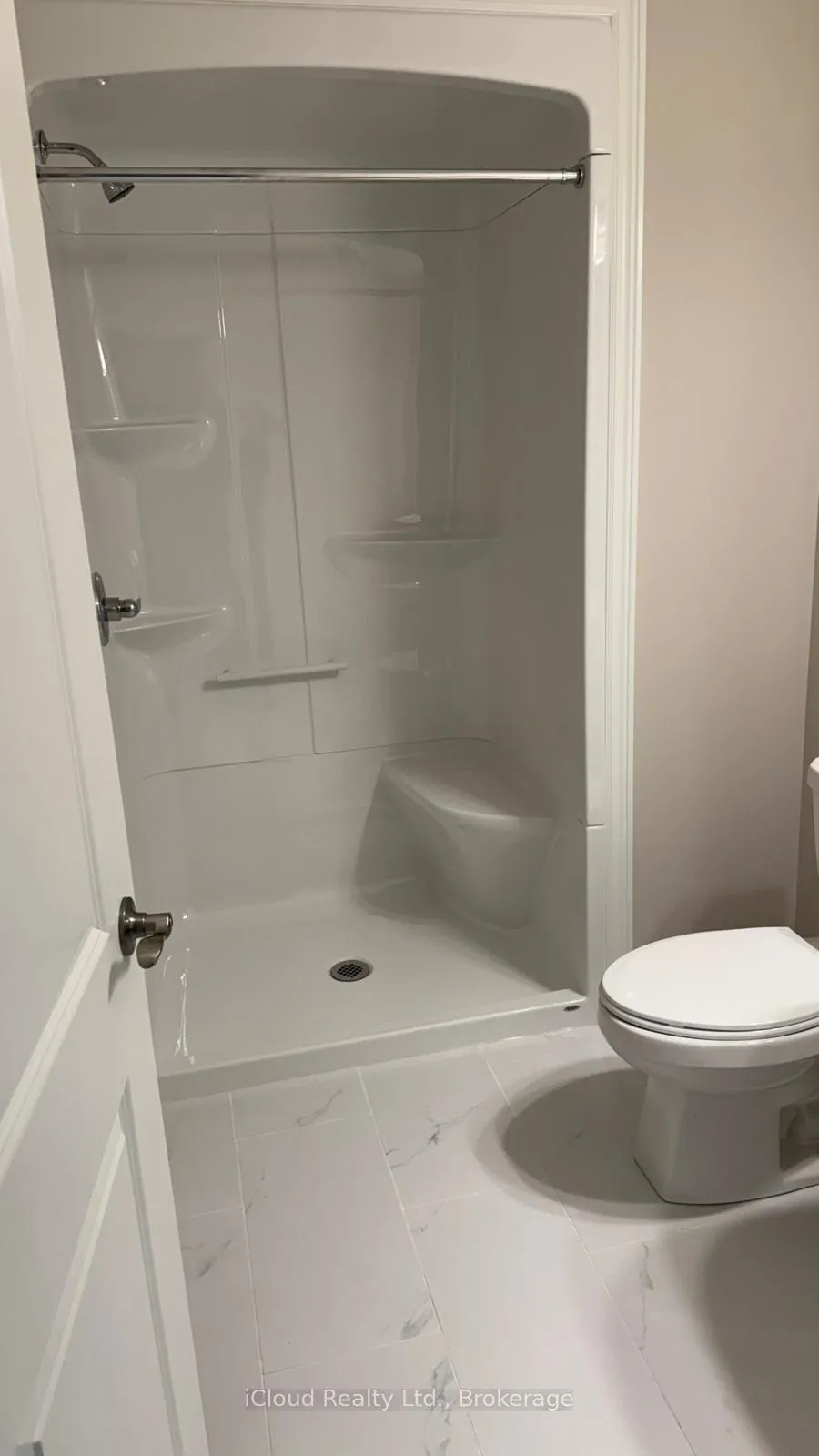 Photo 8 of 65 Elvira Way, Thorold, Rolling Meadows — HOMEH