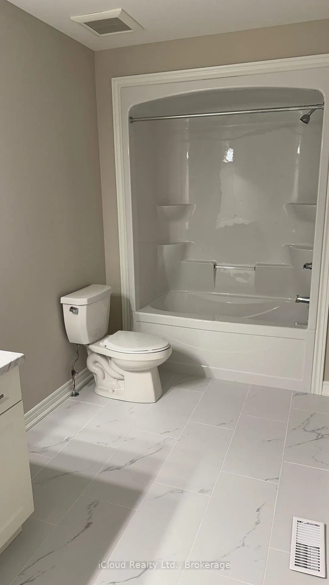 Photo 10 of 65 Elvira Way, Thorold, Rolling Meadows — HOMEH