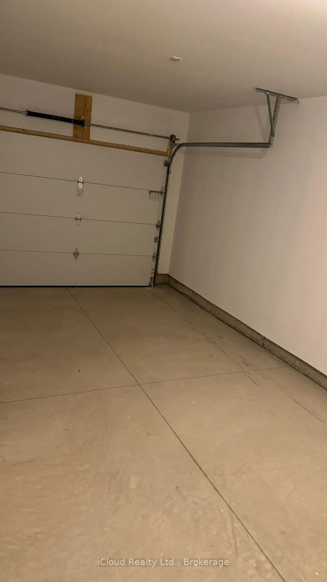 Photo 15 of 65 Elvira Way, Thorold, Rolling Meadows — HOMEH