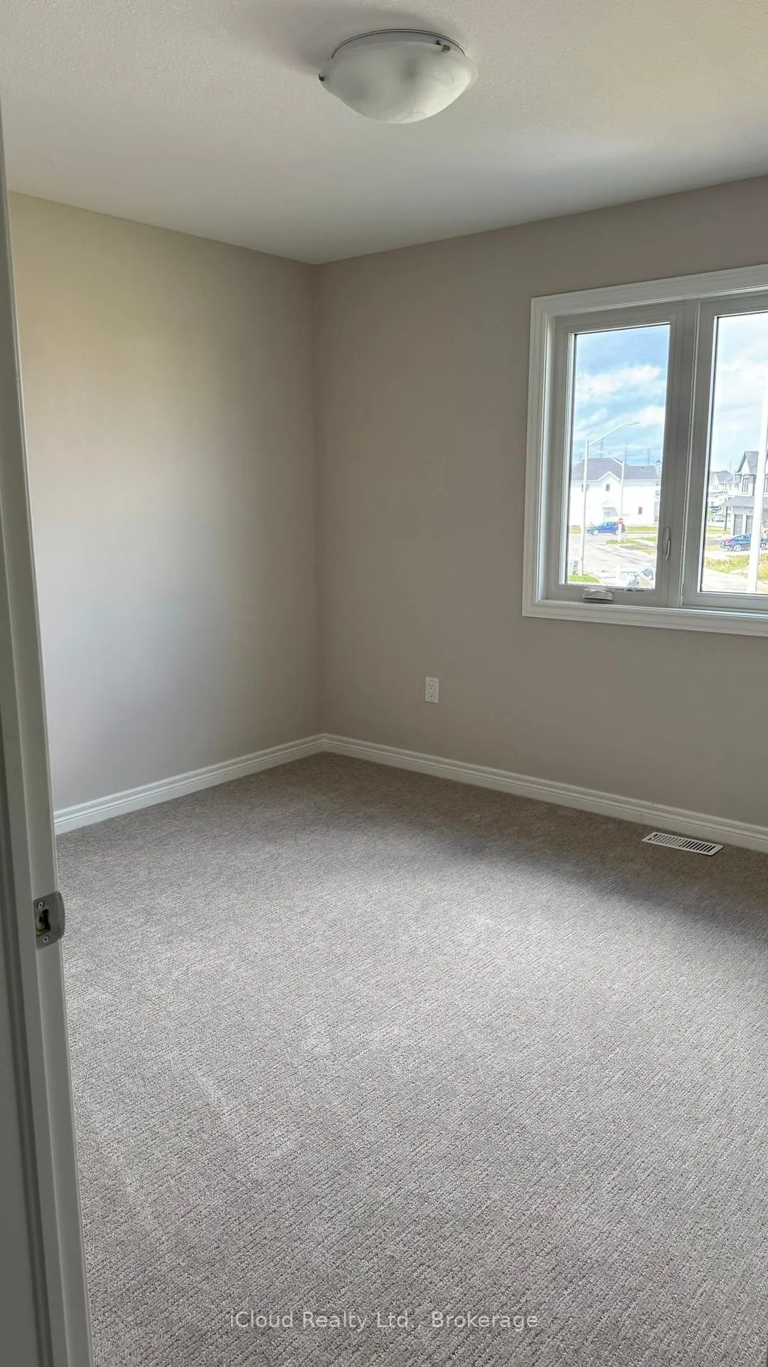 Photo 27 of 65 Elvira Way, Thorold, Rolling Meadows — HOMEH