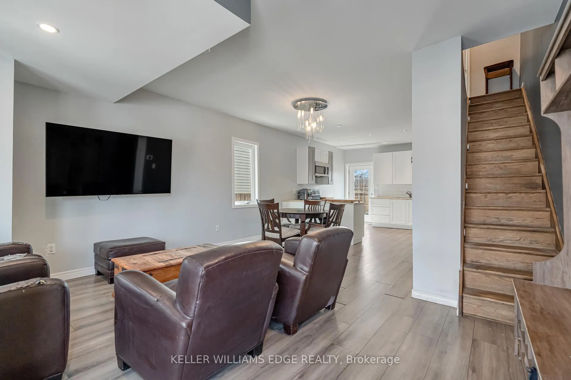 Photo 6 of 174 McAnulty Boulevard, Hamilton, Crown Point — HOMEH