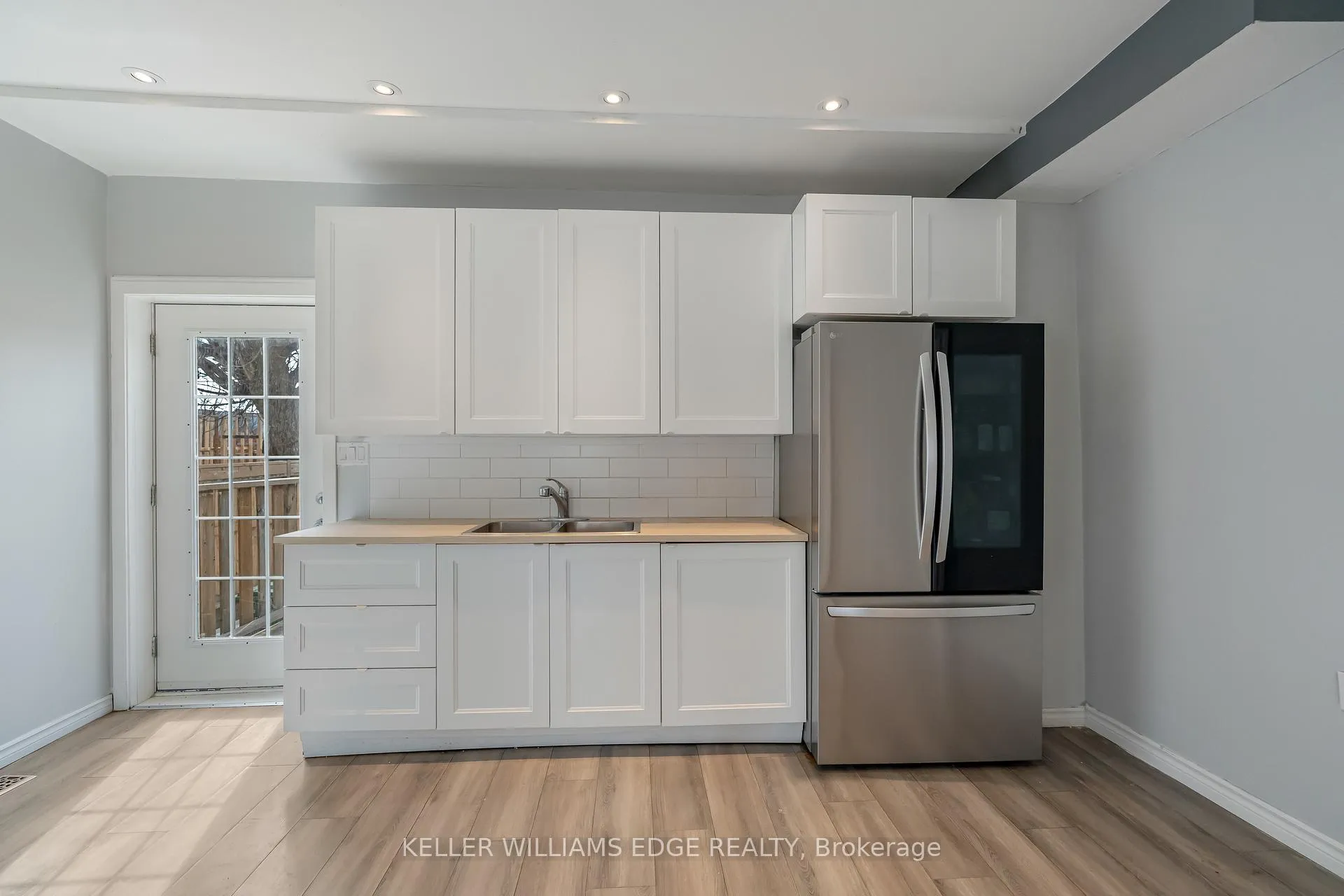 Photo 13 of 174 McAnulty Boulevard, Hamilton, Crown Point — HOMEH