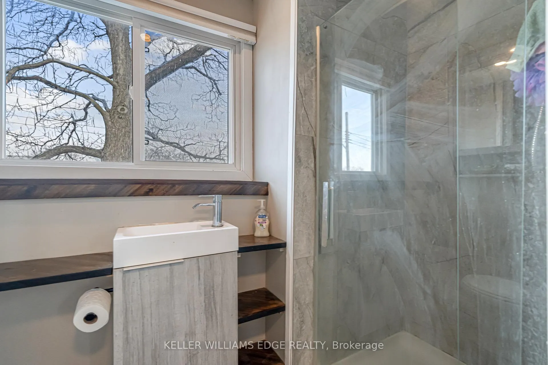 Photo 25 of 174 McAnulty Boulevard, Hamilton, Crown Point — HOMEH