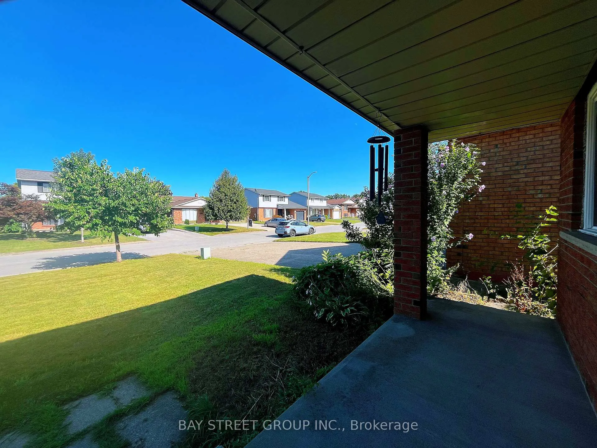 Photo 2 of 7349 Nathan Crescent, Niagara Falls, Oldfield — HOMEH