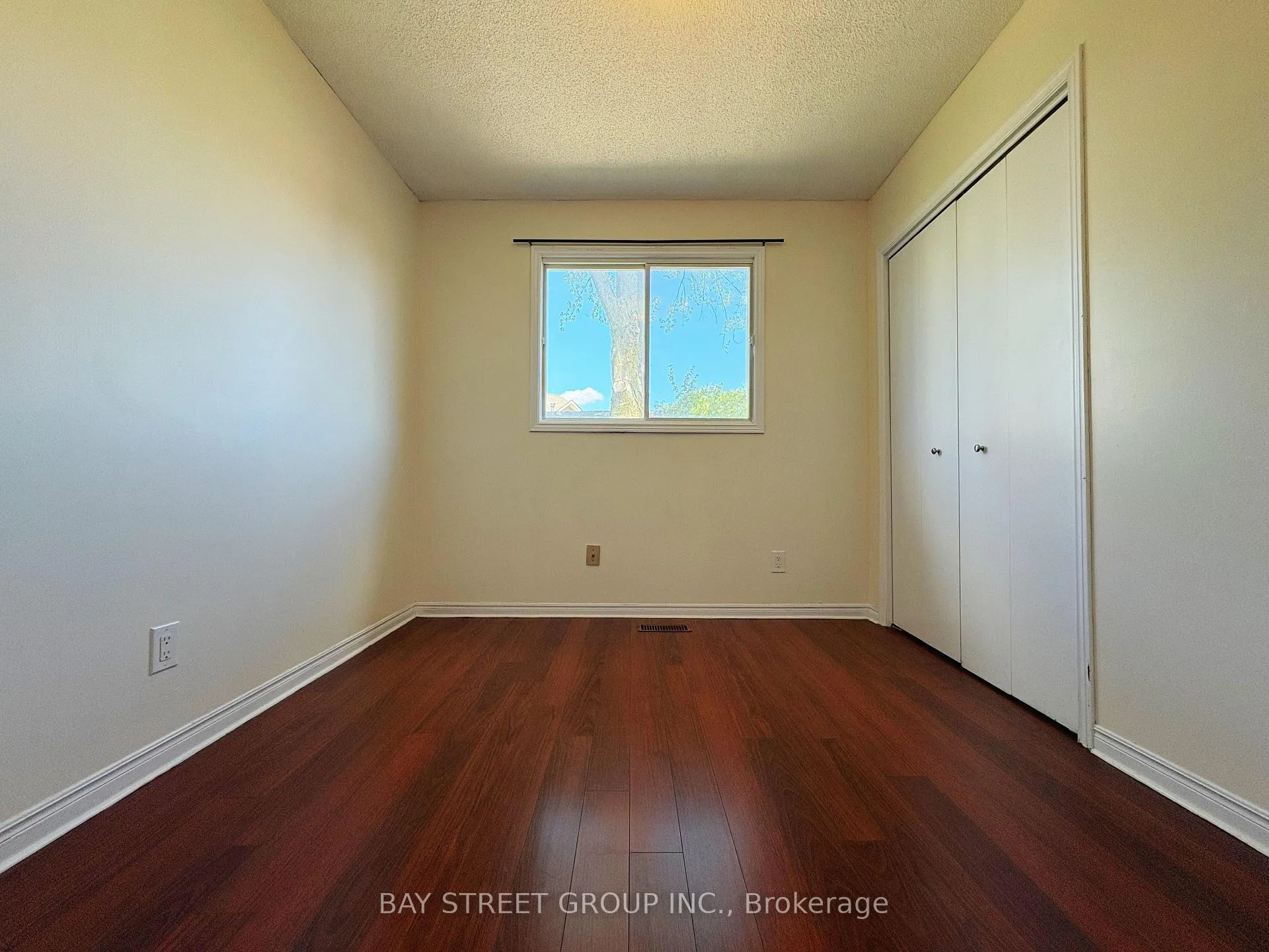 Photo 9 of 7349 Nathan Crescent, Niagara Falls, Oldfield — HOMEH