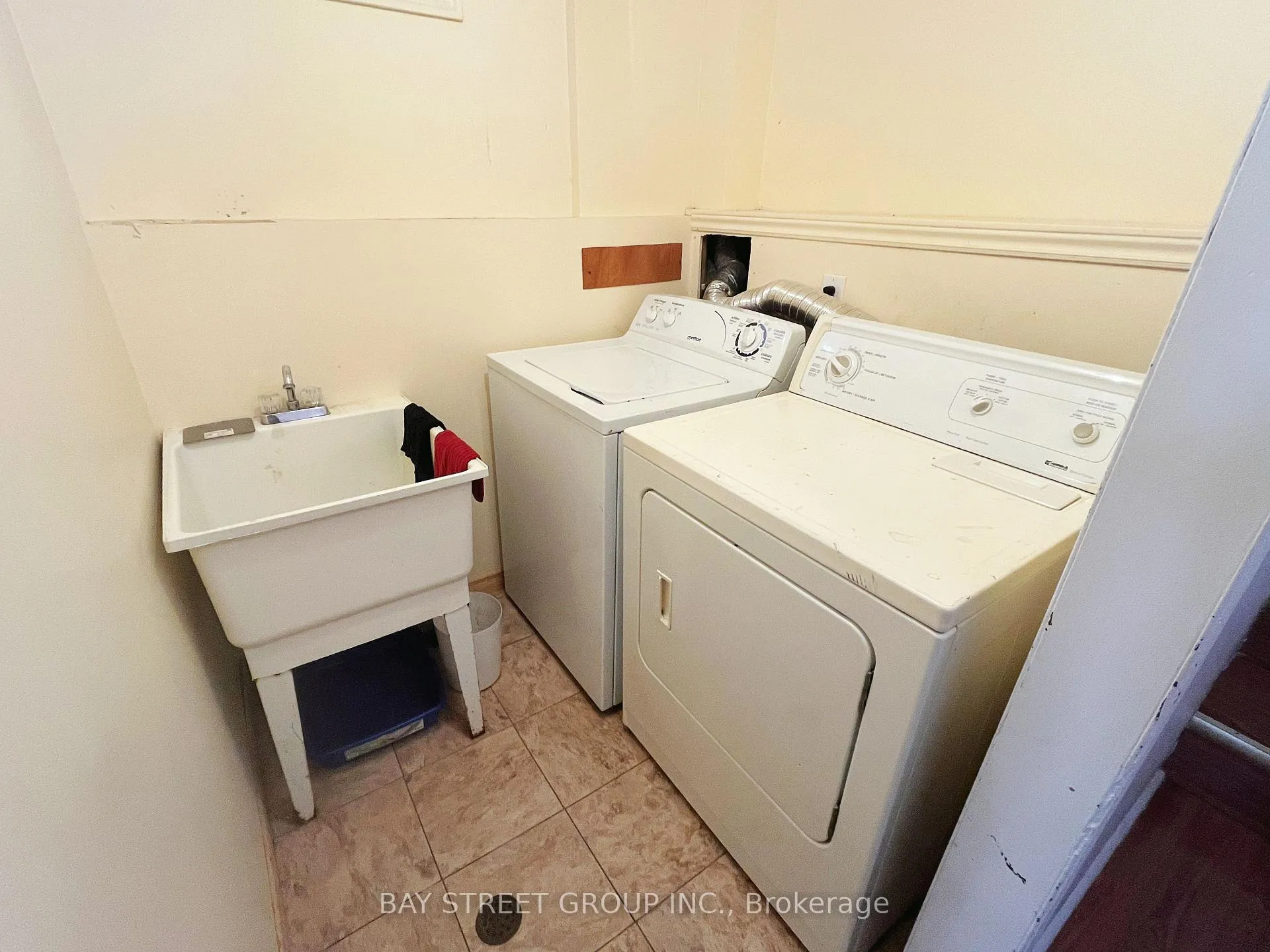 Photo 18 of 7349 Nathan Crescent, Niagara Falls, Oldfield — HOMEH