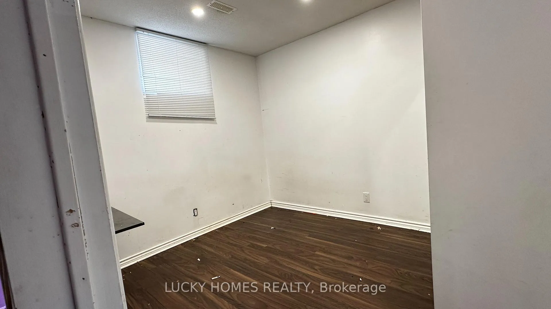 Photo 3 of Unit Basement, 338 Van Kirk Drive, Brampton, Northwest Sandalwood Parkway — HOMEH