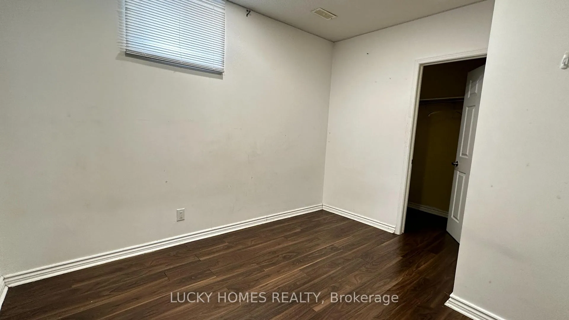 Photo 4 of Unit Basement, 338 Van Kirk Drive, Brampton, Northwest Sandalwood Parkway — HOMEH
