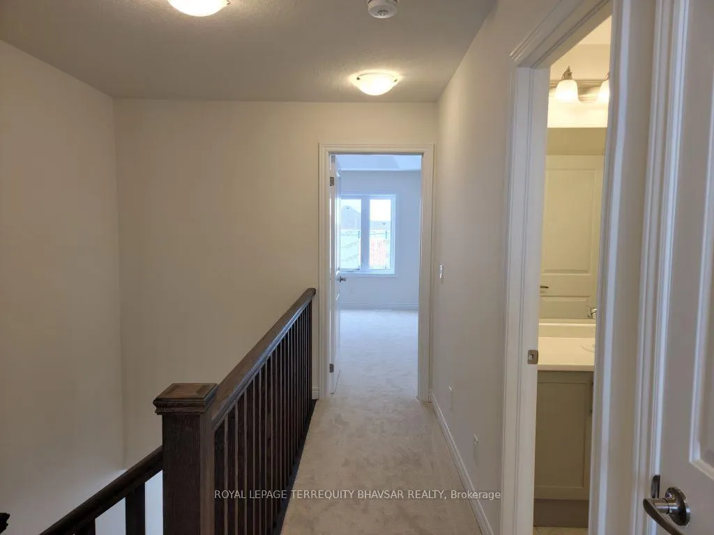 Photo 21 of 127 Broadacre Drive, Kitchener — HOMEH