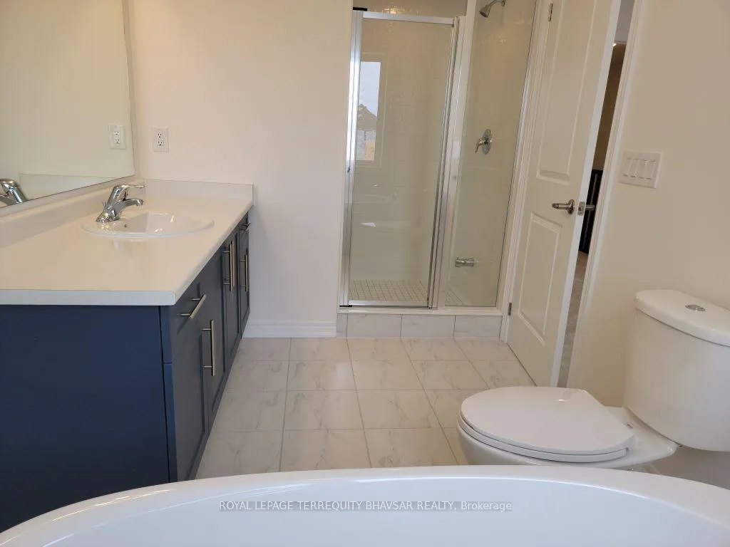 Photo 25 of 127 Broadacre Drive, Kitchener — HOMEH