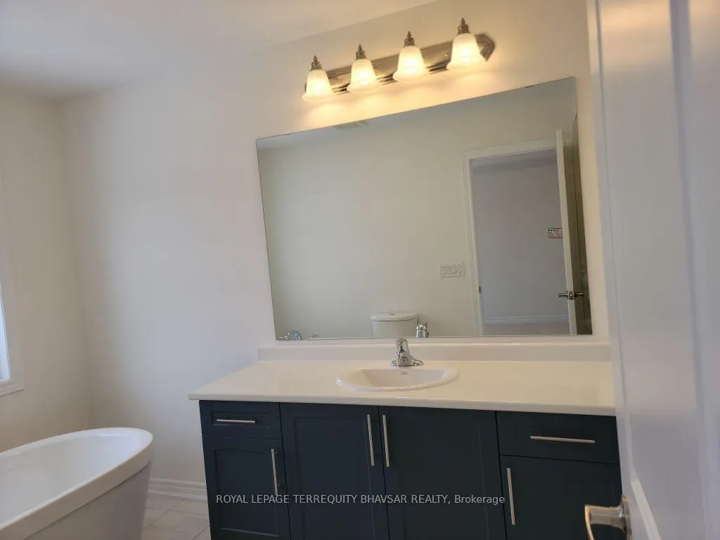Photo 28 of 127 Broadacre Drive, Kitchener — HOMEH
