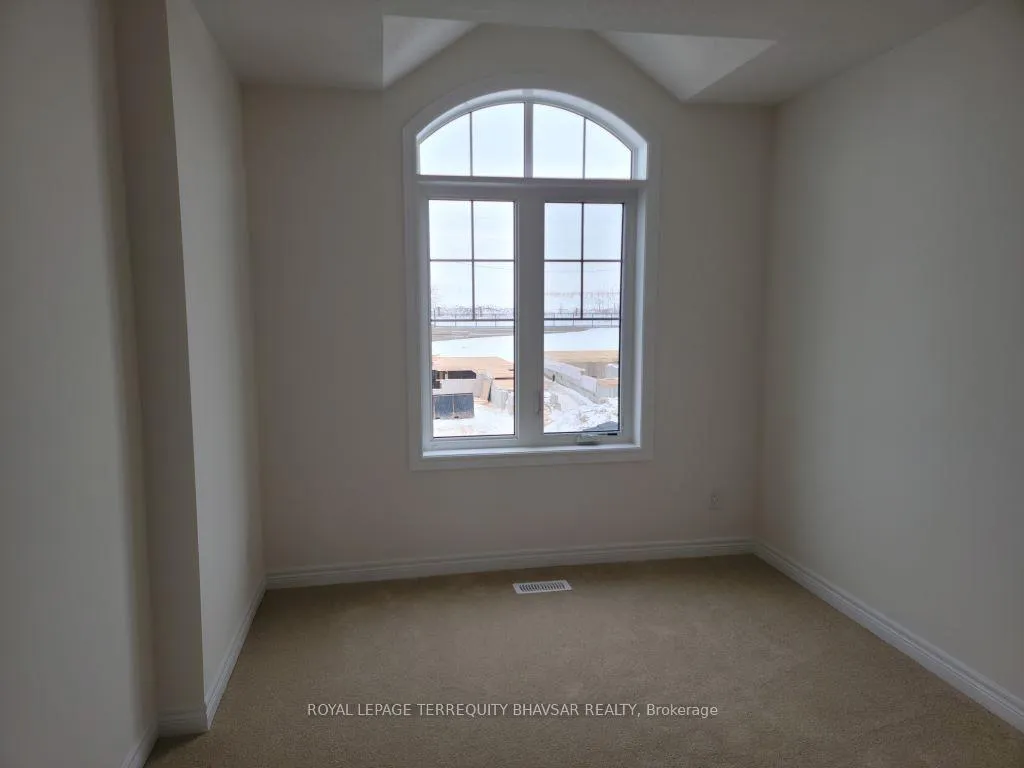 Photo 29 of 127 Broadacre Drive, Kitchener — HOMEH