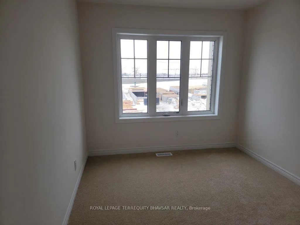 Photo 33 of 127 Broadacre Drive, Kitchener — HOMEH