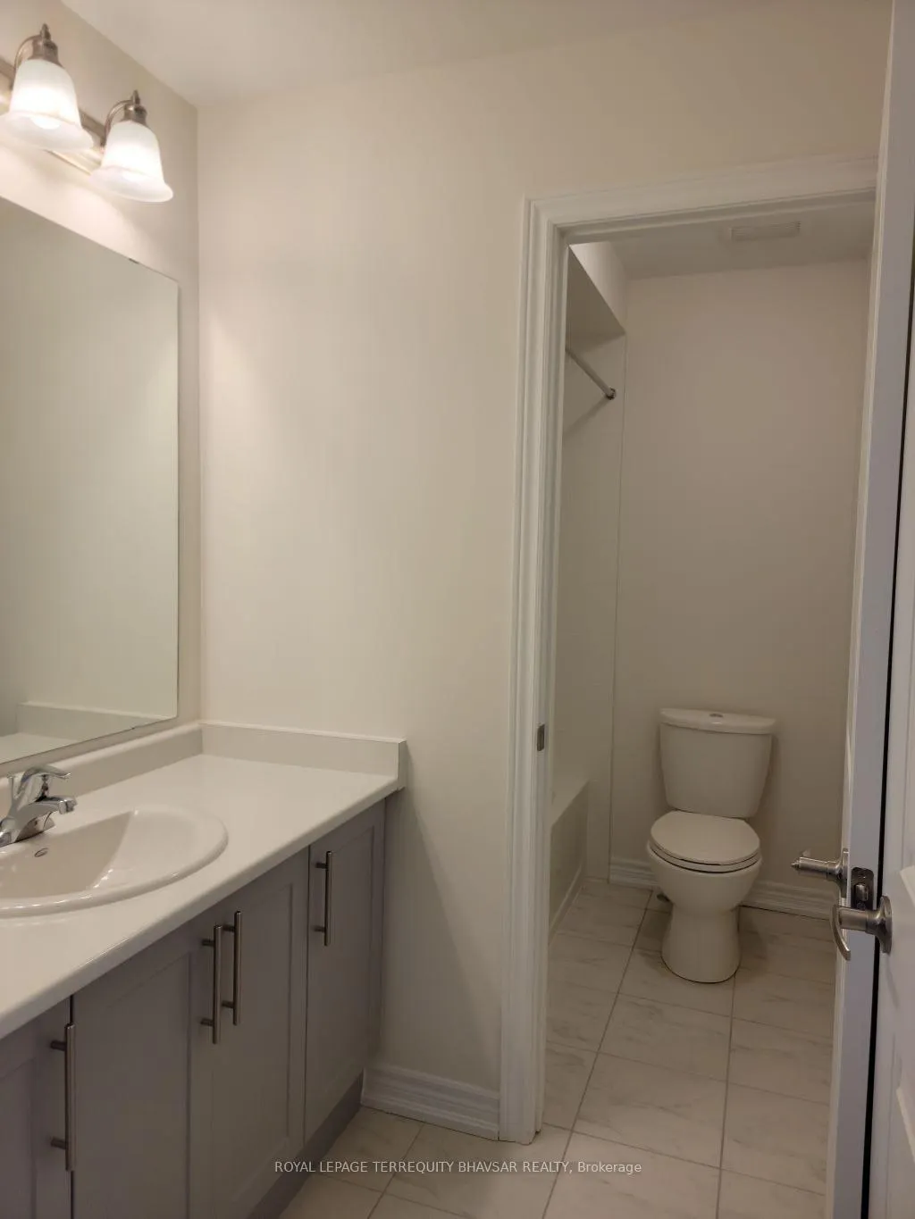 Photo 35 of 127 Broadacre Drive, Kitchener — HOMEH