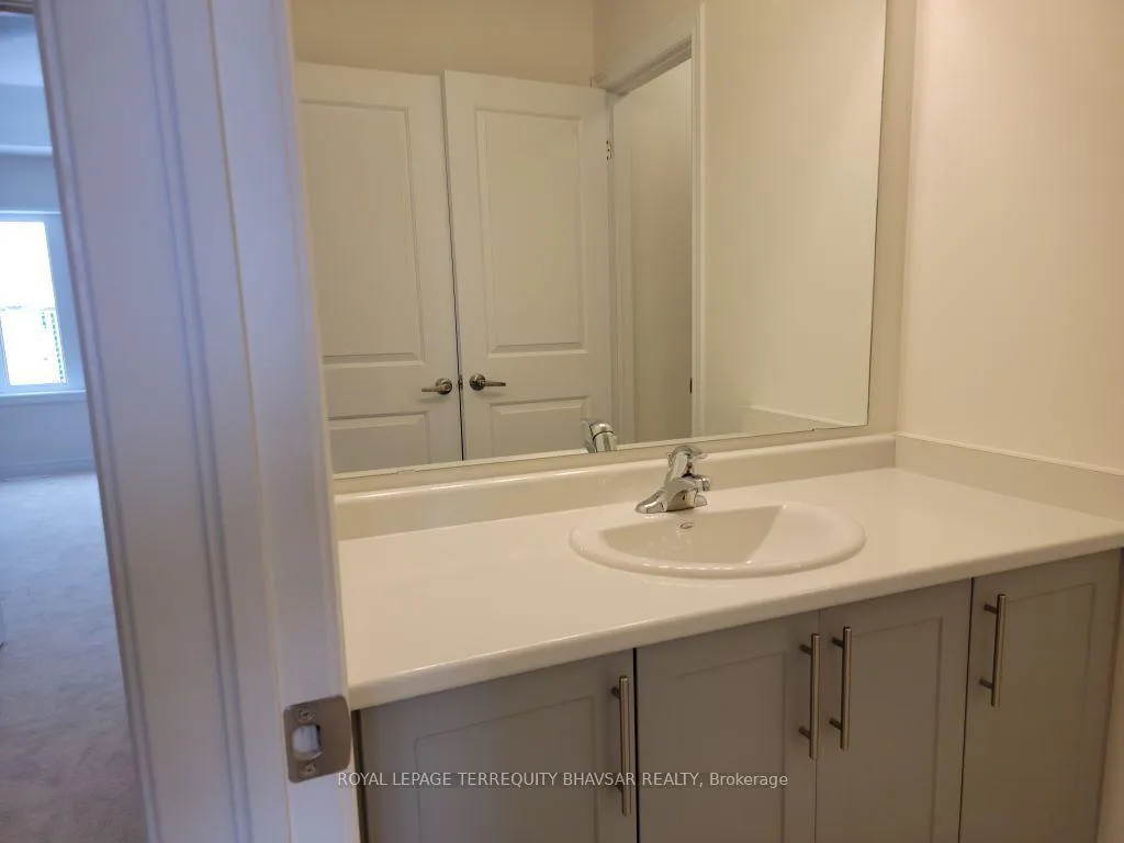 Photo 36 of 127 Broadacre Drive, Kitchener — HOMEH