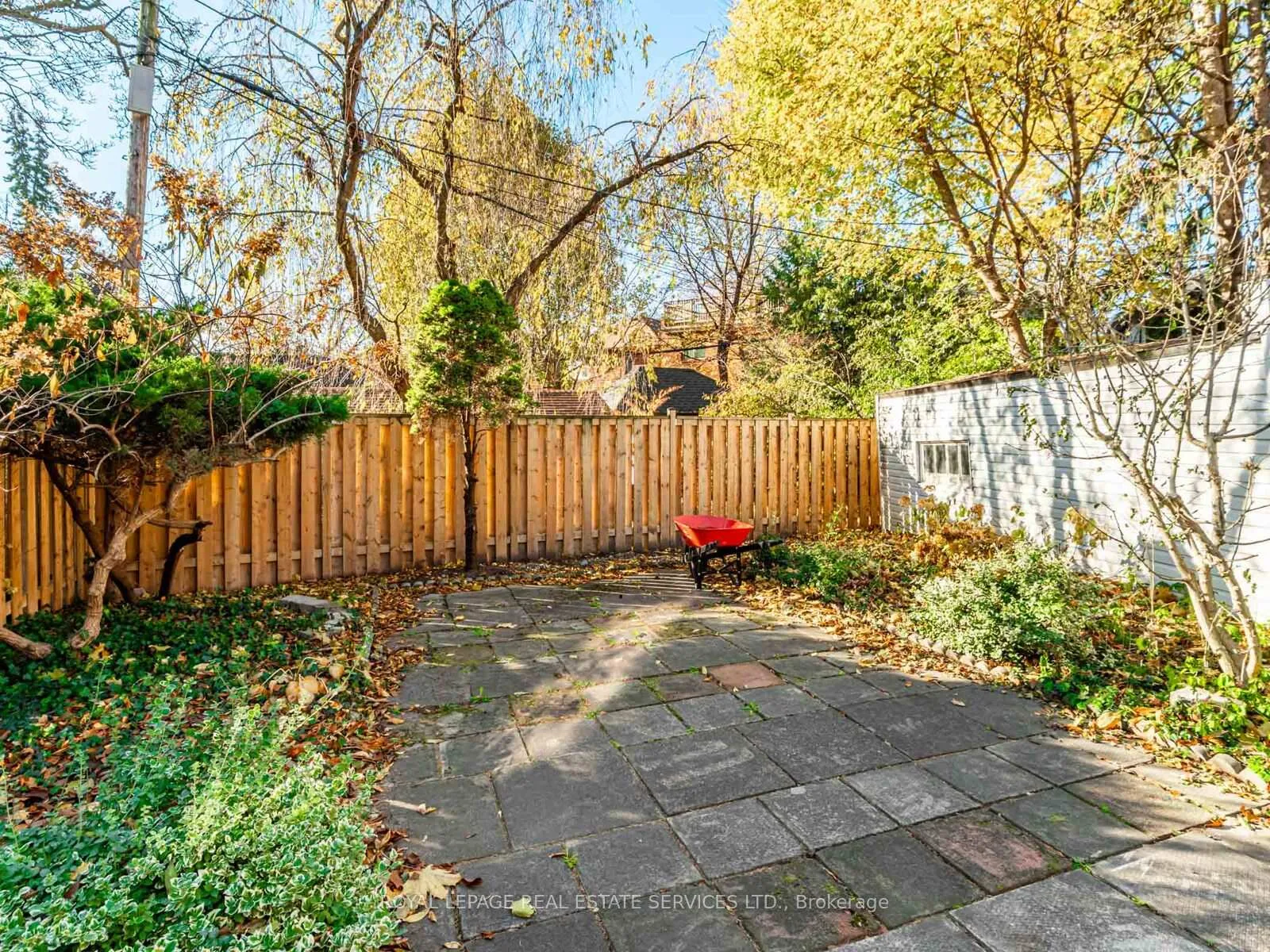 Photo 35 of 7 Duplex Crescent, Toronto, Yonge-Eglinton — HOMEH