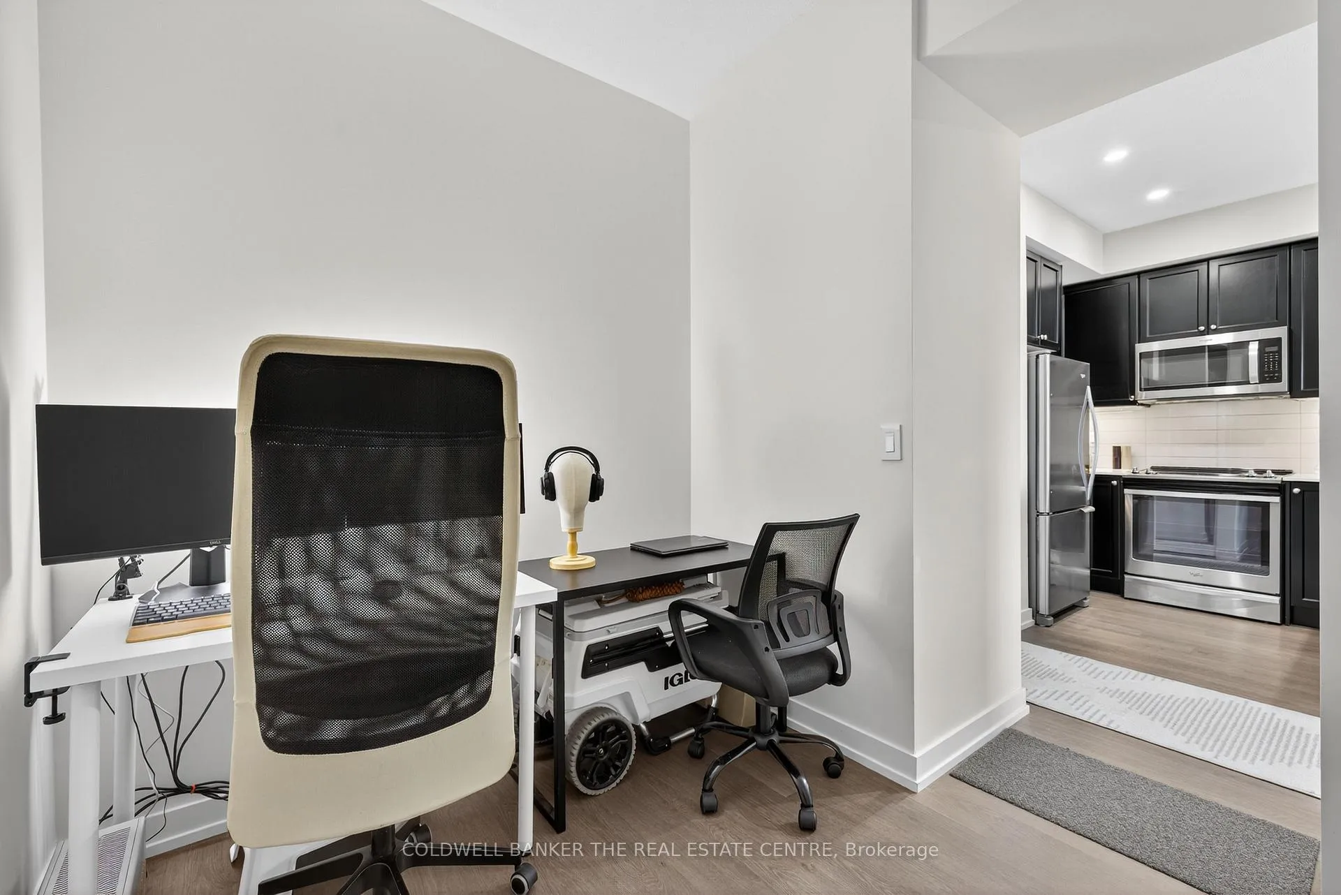Photo 7 of Unit 351, 555 William Graham Drive, Aurora, Rural Aurora — HOMEH