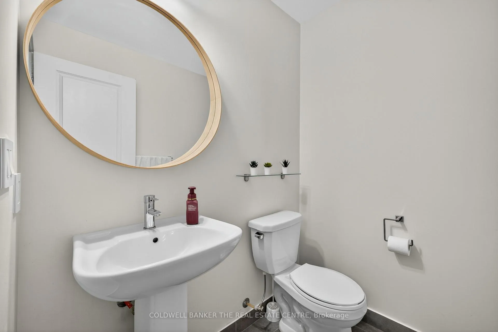 Photo 14 of Unit 351, 555 William Graham Drive, Aurora, Rural Aurora — HOMEH
