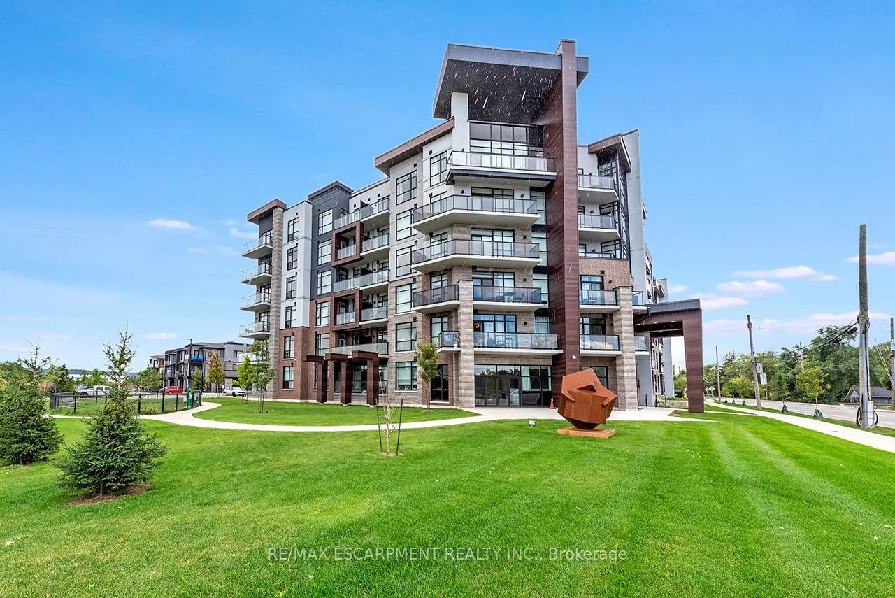 Photo 2 of Unit 606, 600 North Service Road, Hamilton, Lakeshore — HOMEH