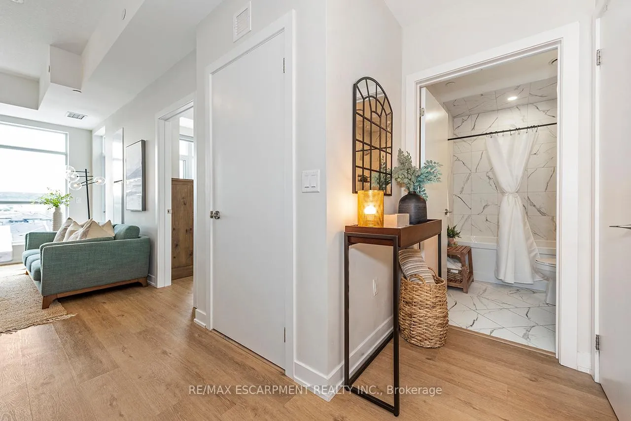 Photo 19 of Unit 606, 600 North Service Road, Hamilton, Lakeshore — HOMEH