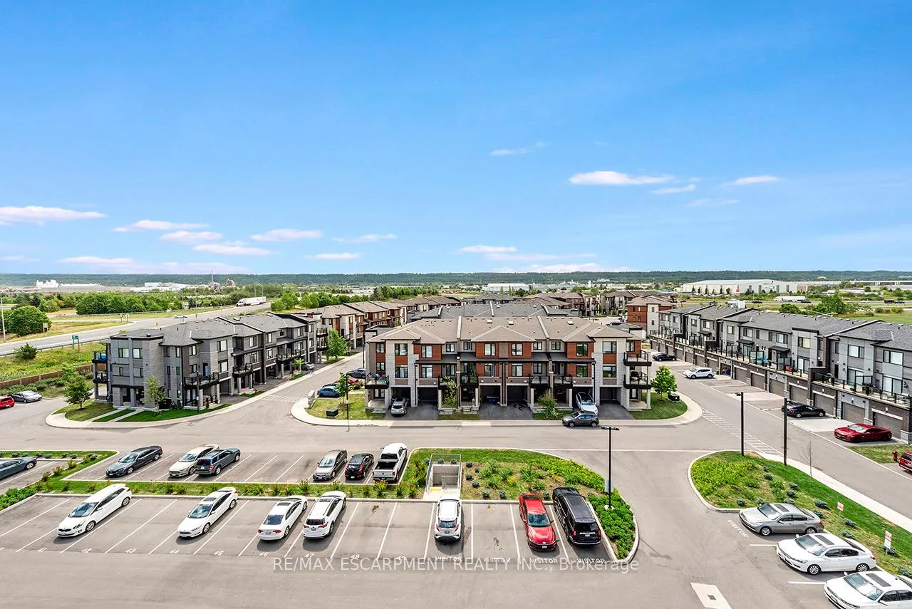 Photo 31 of Unit 606, 600 North Service Road, Hamilton, Lakeshore — HOMEH