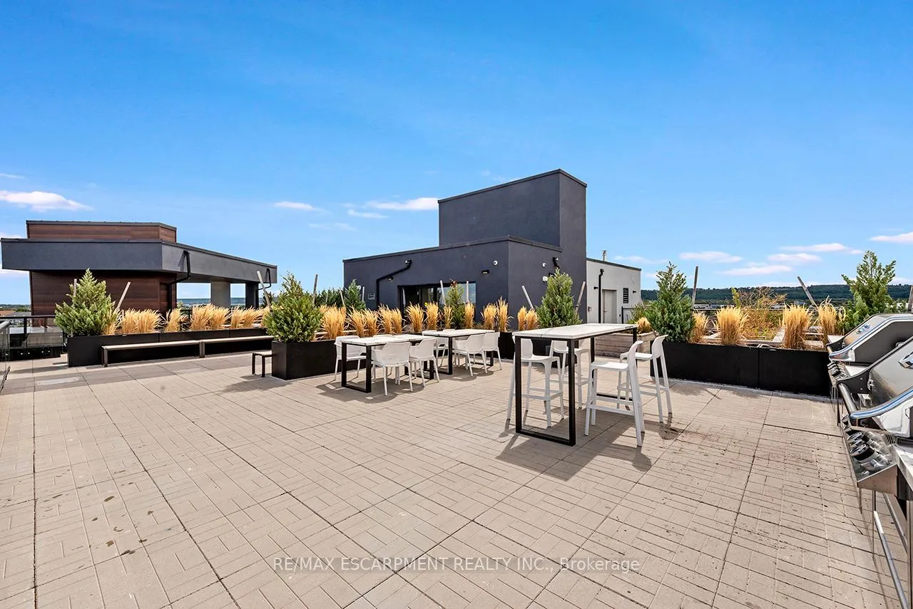 Photo 36 of Unit 606, 600 North Service Road, Hamilton, Lakeshore — HOMEH