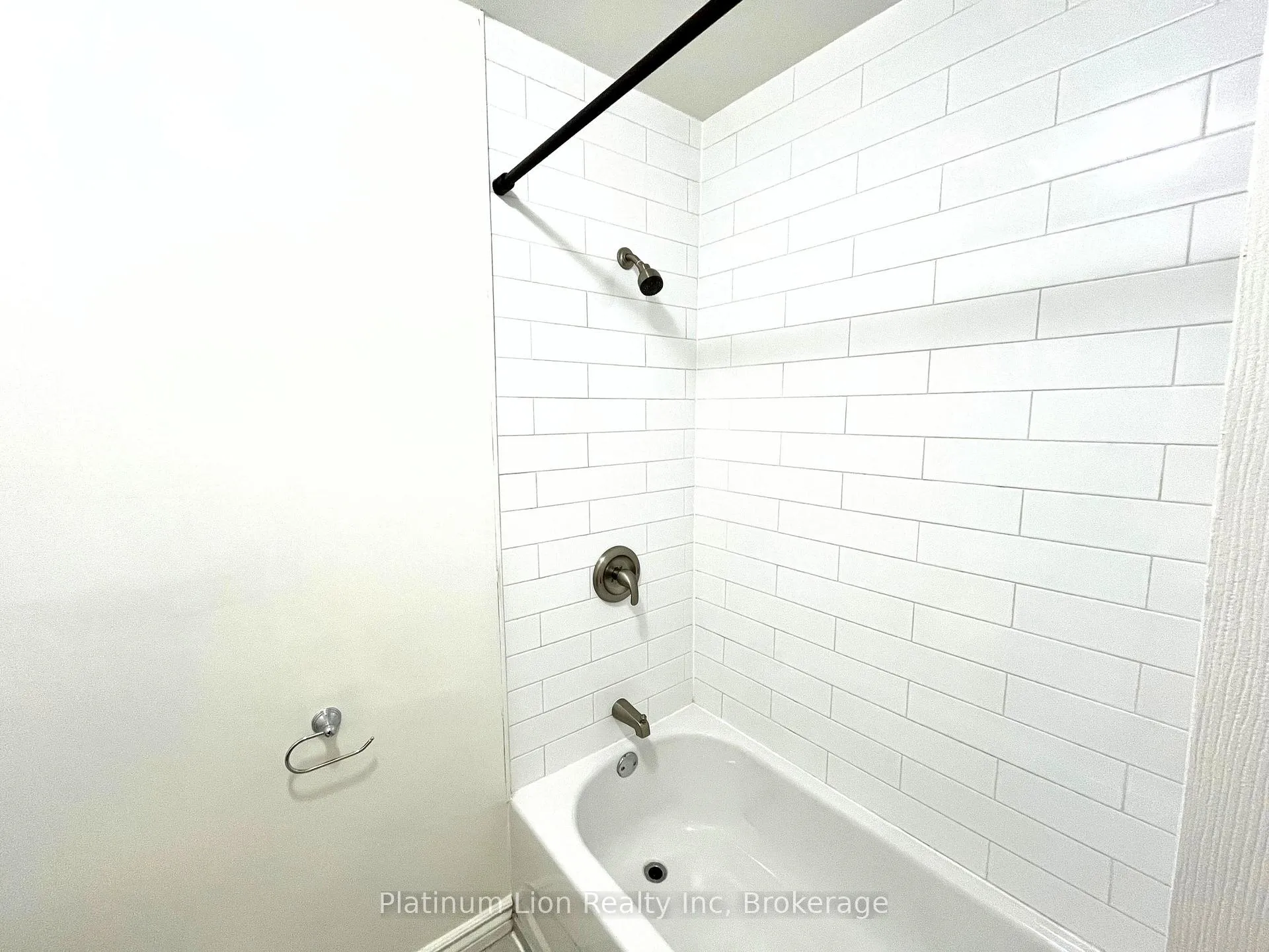 Photo 11 of Unit 3, 215 King Street E, Hamilton, Beasley — HOMEH