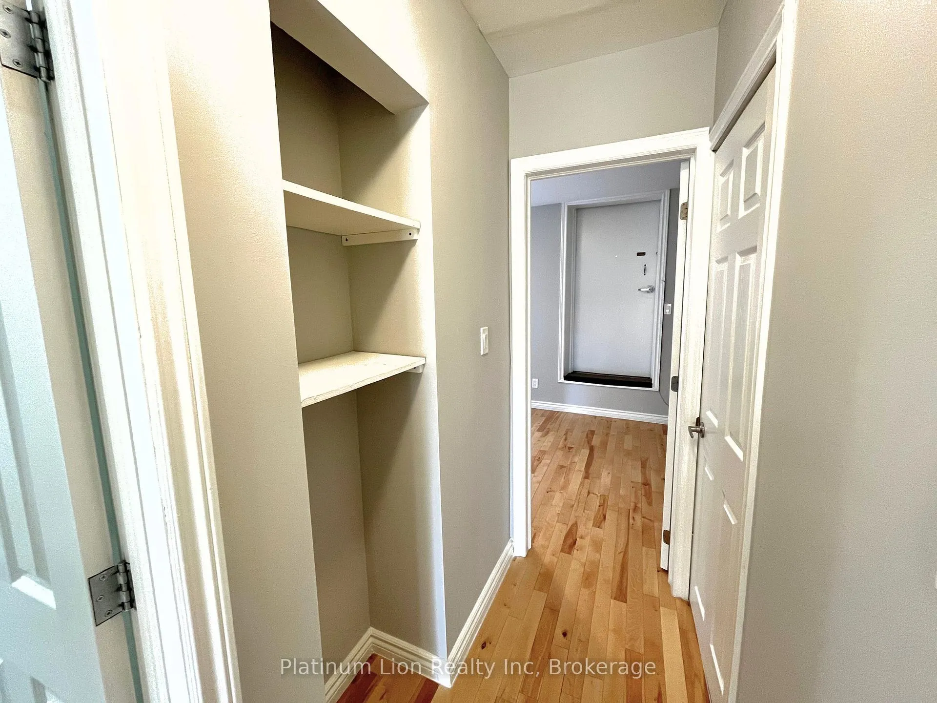 Photo 12 of Unit 3, 215 King Street E, Hamilton, Beasley — HOMEH
