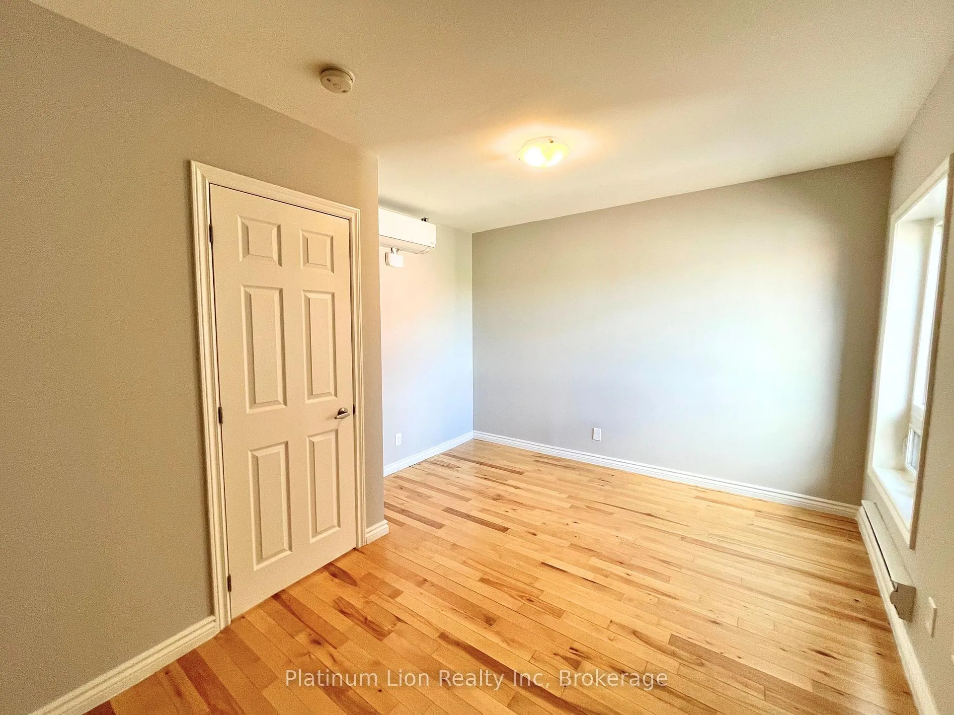 Photo 15 of Unit 3, 215 King Street E, Hamilton, Beasley — HOMEH