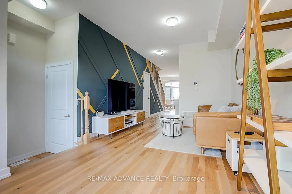 Photo 5 of 2170 Donald Cousens Parkway, Markham, Cornell — HOMEH