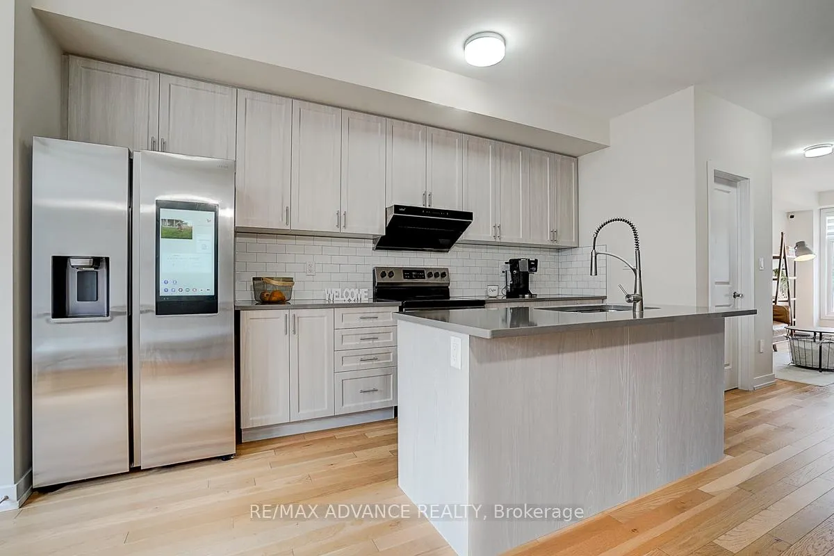 Photo 8 of 2170 Donald Cousens Parkway, Markham, Cornell — HOMEH