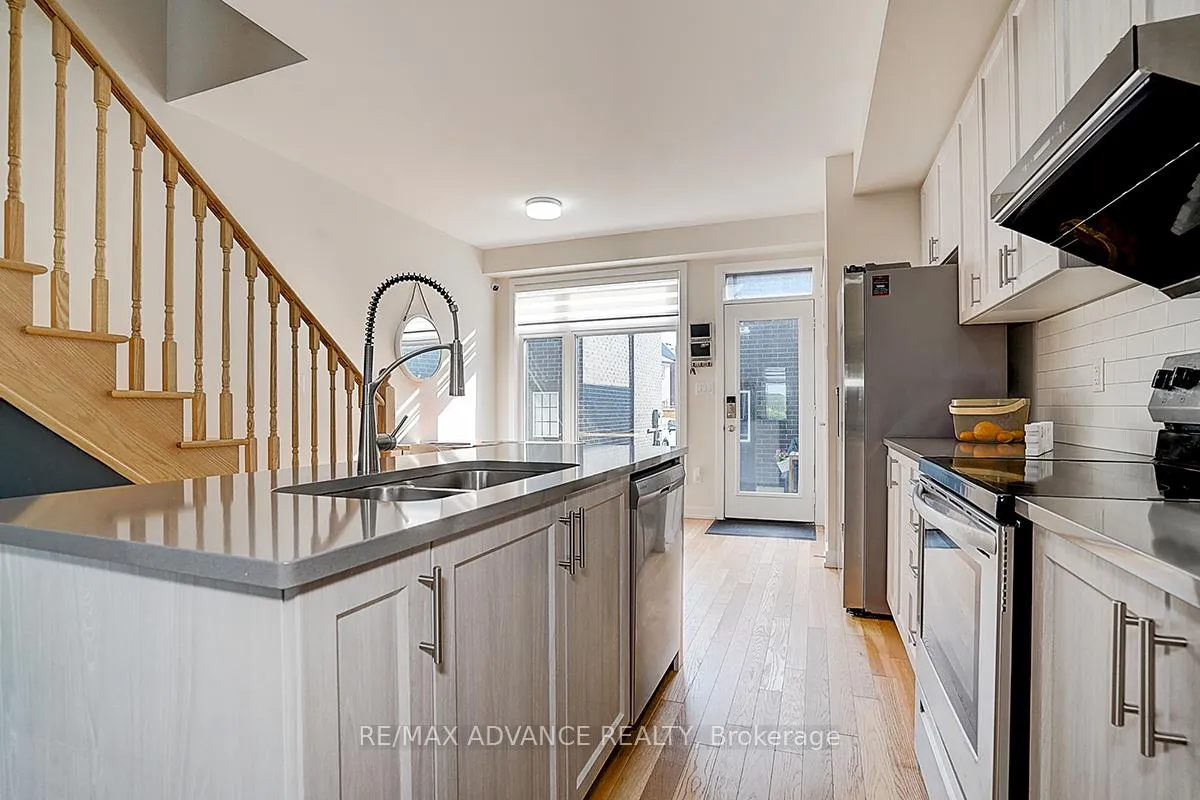 Photo 10 of 2170 Donald Cousens Parkway, Markham, Cornell — HOMEH