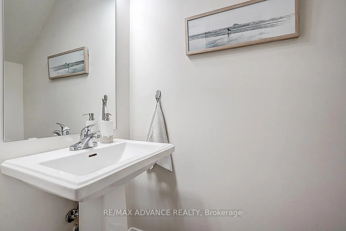 Photo 33 of 2170 Donald Cousens Parkway, Markham, Cornell — HOMEH