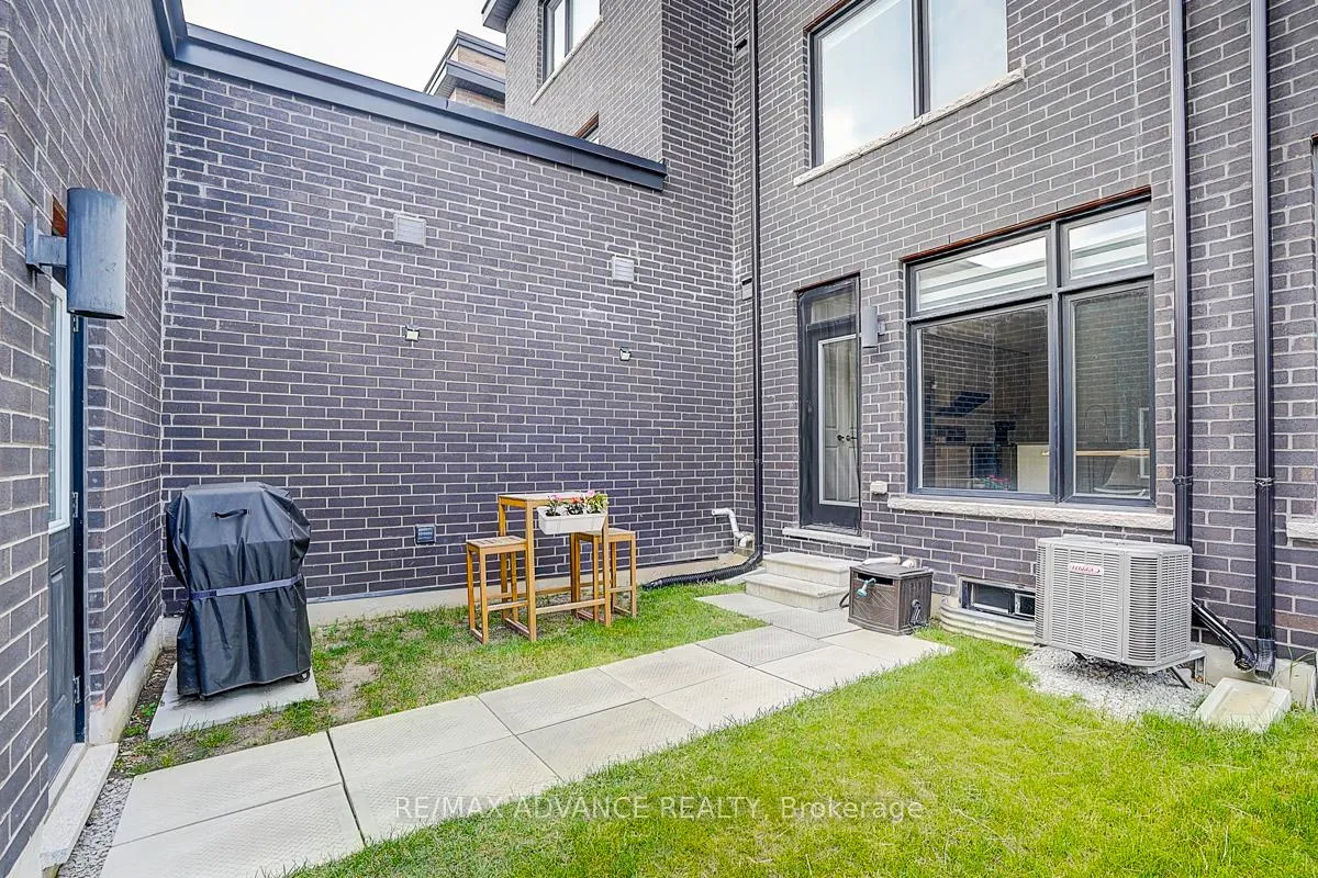 Photo 36 of 2170 Donald Cousens Parkway, Markham, Cornell — HOMEH