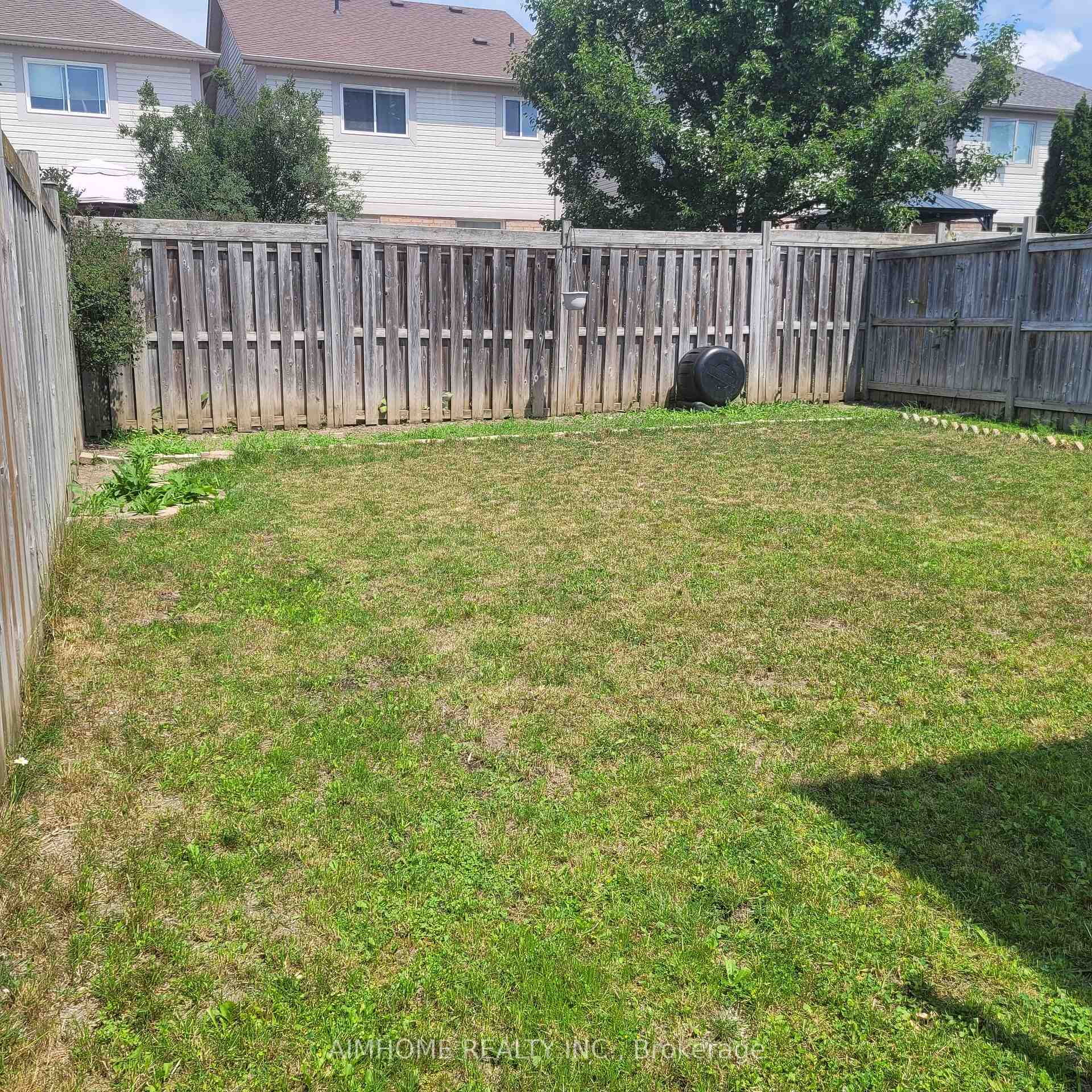 Photo 21 of 22 Villers Street, Barrie, Edgehill Drive — HOMEH