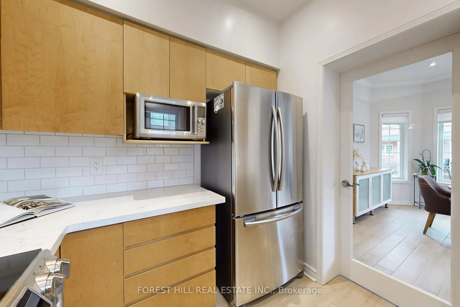 Photo 12 of Unit 01, 23 St.Moritz Way, Markham, Unionville — HOMEH