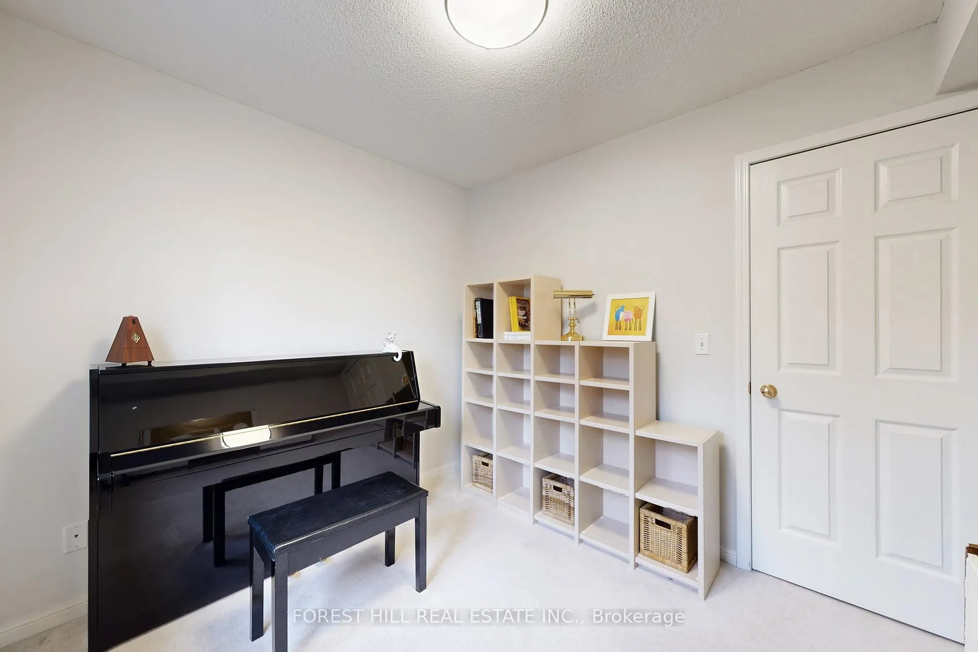 Photo 19 of Unit 01, 23 St.Moritz Way, Markham, Unionville — HOMEH