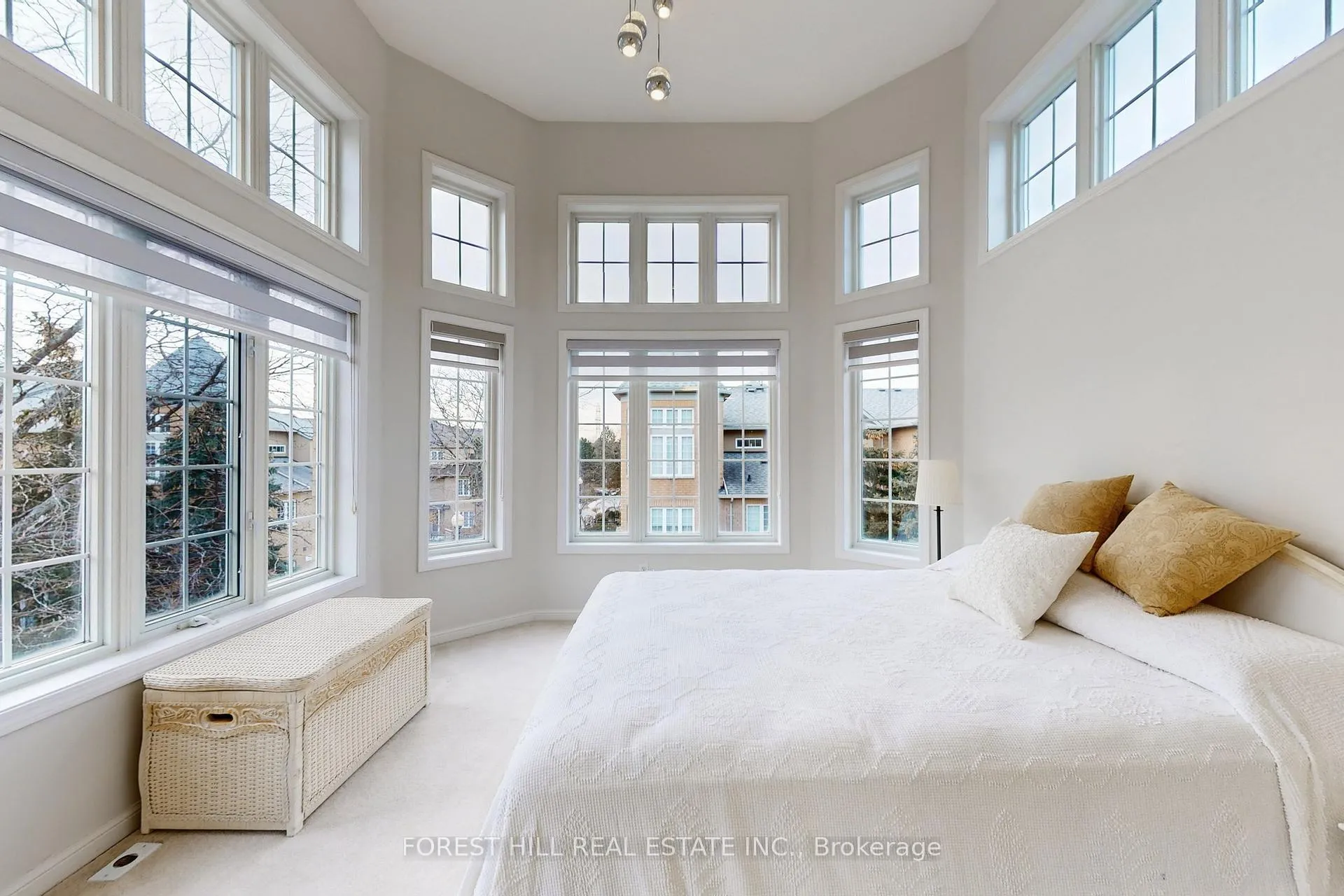 Photo 26 of Unit 01, 23 St.Moritz Way, Markham, Unionville — HOMEH