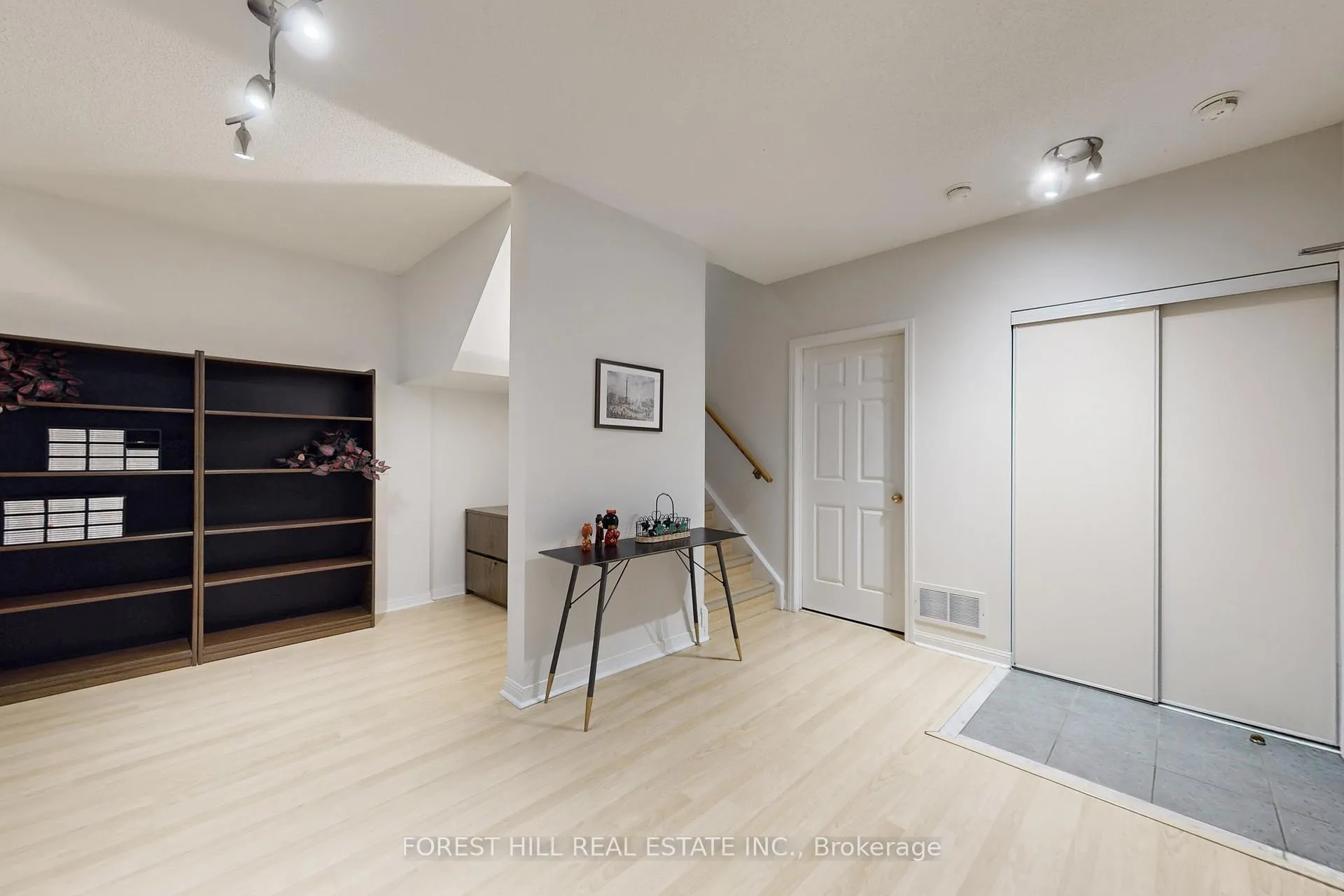 Photo 34 of Unit 01, 23 St.Moritz Way, Markham, Unionville — HOMEH