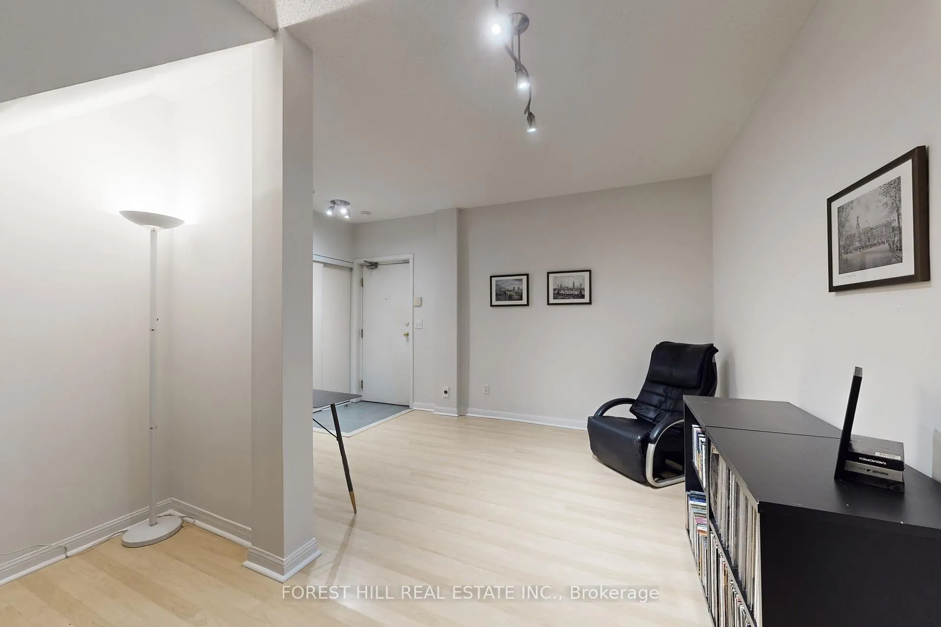 Photo 36 of Unit 01, 23 St.Moritz Way, Markham, Unionville — HOMEH