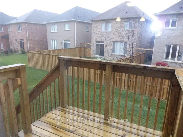 Photo 12 of 51 Hazelton Avenue, Hamilton, Sheldon — HOMEH