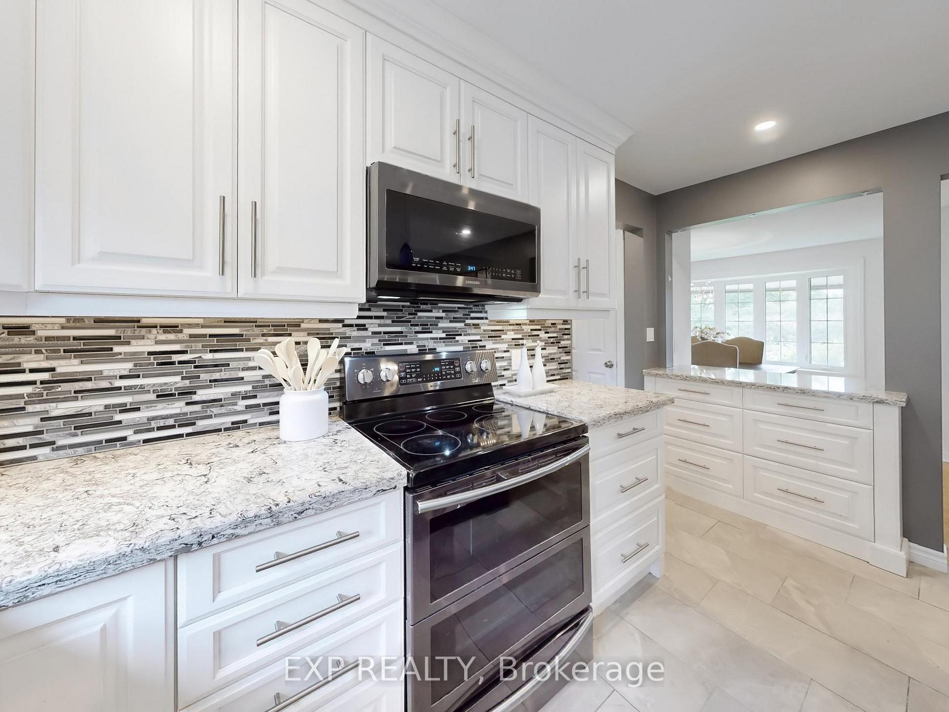 Photo 15 of 31 Henry Street, Georgina, Keswick North — HOMEH