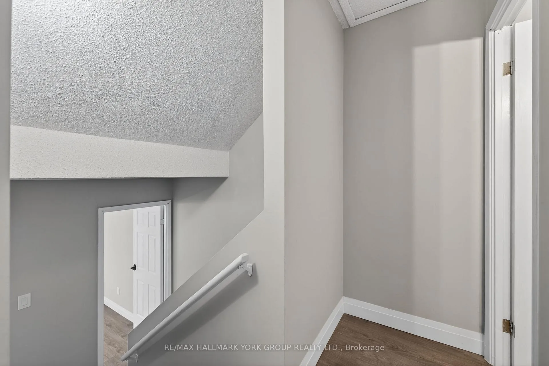 Photo 30 of Unit 33, 169 Milestone Crescent, Aurora, Aurora Village — HOMEH