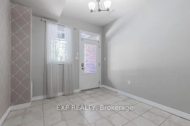 Photo 7 of Unit 40, 310 Fall Fair Way, Hamilton, Binbrook — HOMEH