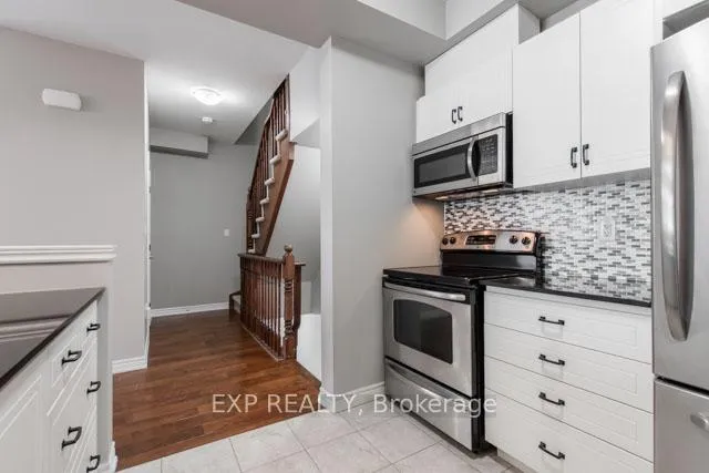 Photo 15 of Unit 40, 310 Fall Fair Way, Hamilton, Binbrook — HOMEH